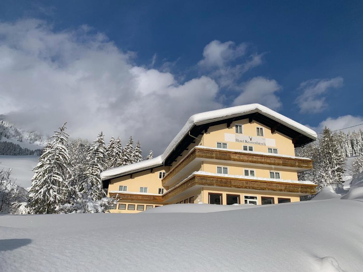 Hotel Kronenhirsch Russbach am Pass Gschütt Kültér fotó